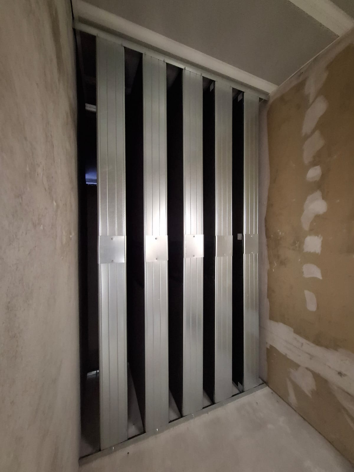 Remontage des baffles acoustiques pour l'air frais