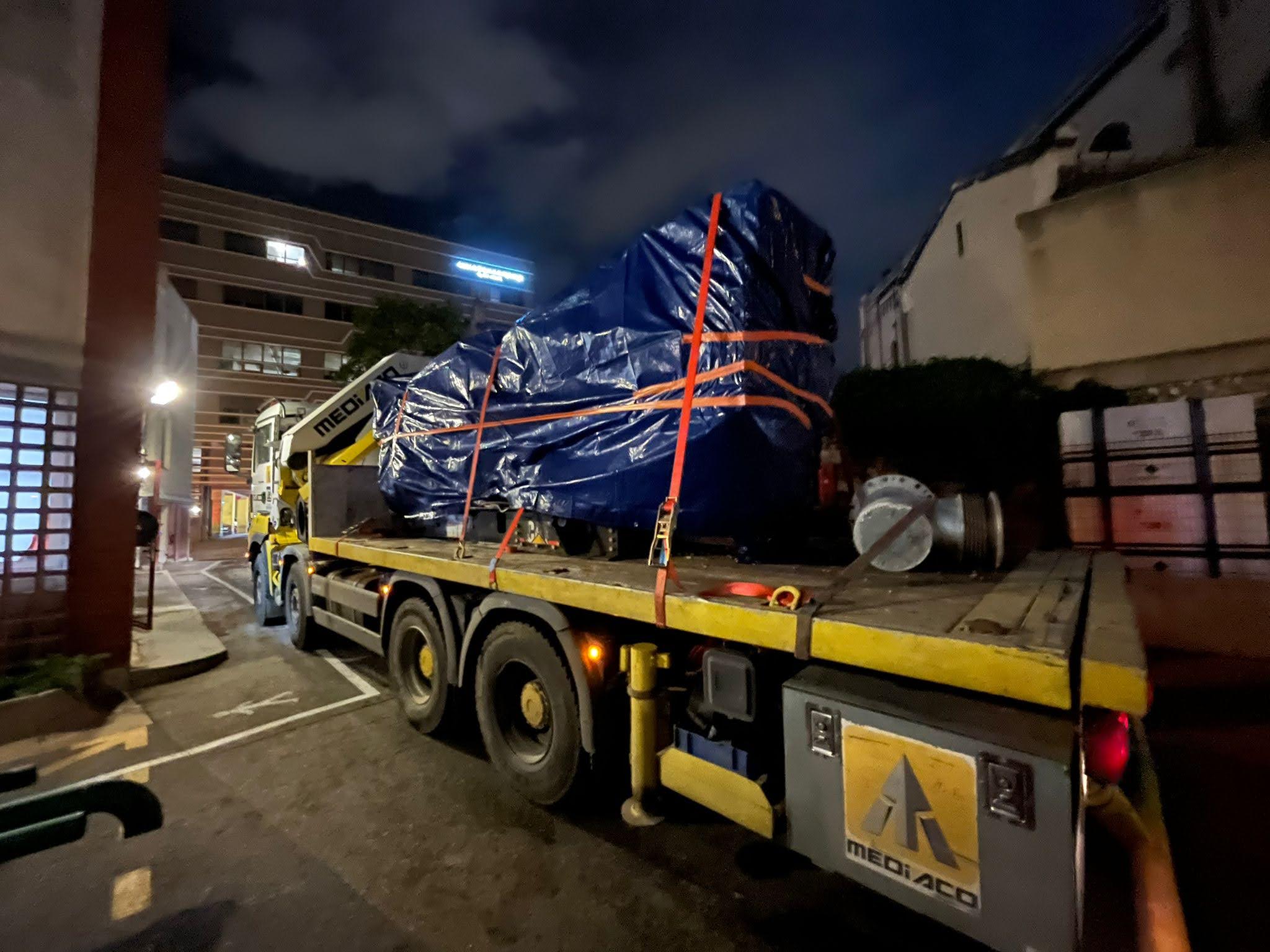 Arrivée du nouveau groupe électrogène Kohler SDMO sur site